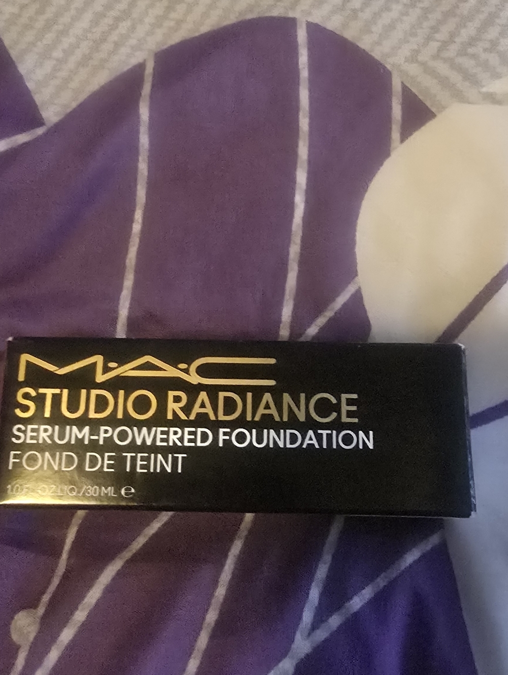 MAC Studio Radiance Serum-Powered Foundation in Black & Gold Packaging